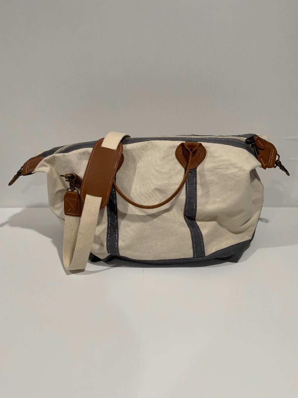 ShoreBag Weekender Duffel Bag Canvas Gray Cream Duffle